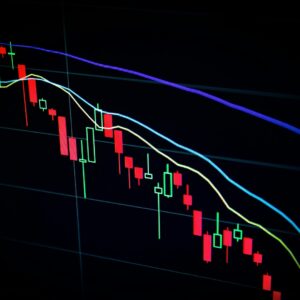 Trader on Binance tablet - Maxim Hopman / Unsplash