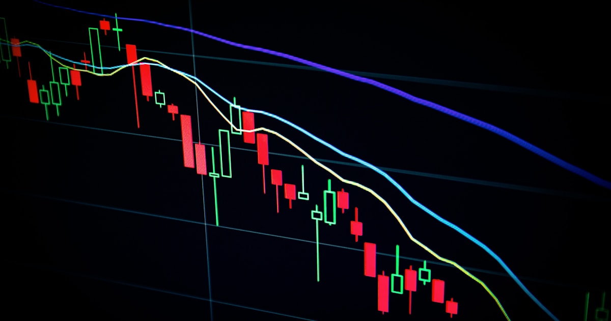 Analisi tecnica Bitcoin candele mensili verdi 2026 — grafici RSI, MACD e medie mobili