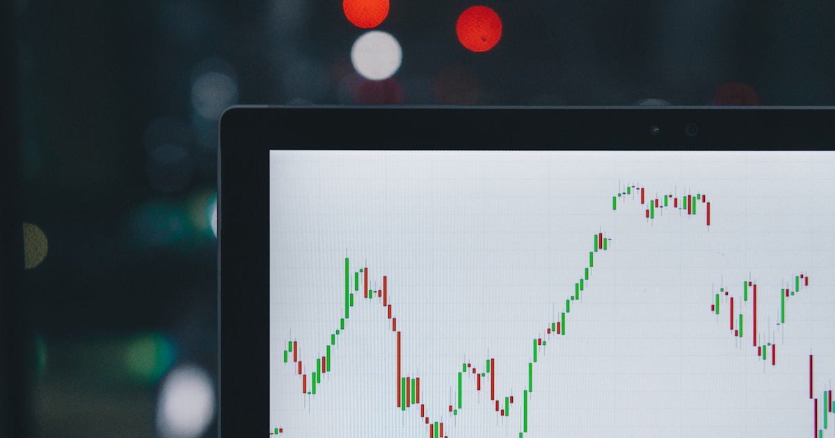 ETF Bitcoin spot USA grafico afflussi istituzionali sei settimane consecutive record